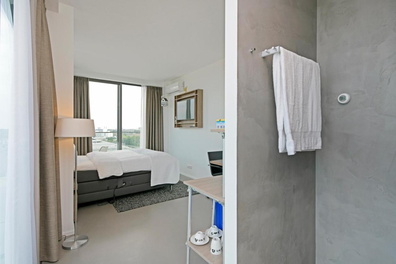 Black Jack Suites Amsterdam Exterior photo